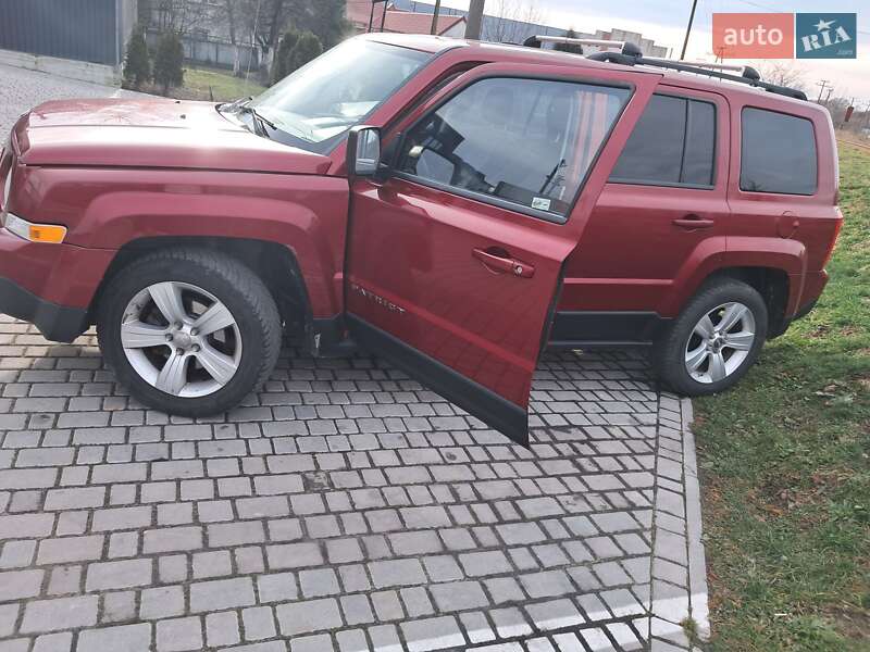 Внедорожник / Кроссовер Jeep Patriot 2012 в Львове