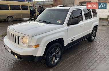 Внедорожник / Кроссовер Jeep Patriot 2013 в Черновцах