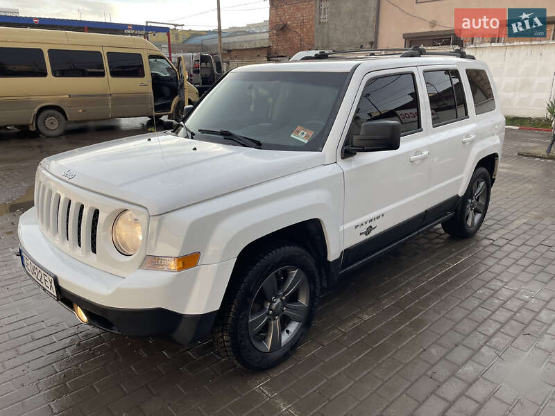 Позашляховик / Кросовер Jeep Patriot 2013 в Чернівцях