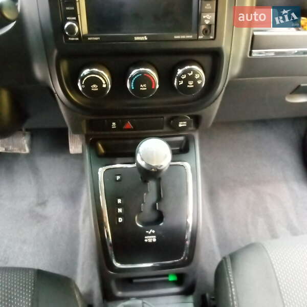 Позашляховик / Кросовер Jeep Patriot 2011 в П'ятихатках