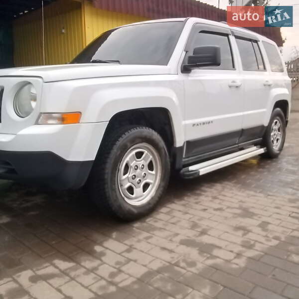 Позашляховик / Кросовер Jeep Patriot 2011 в П'ятихатках