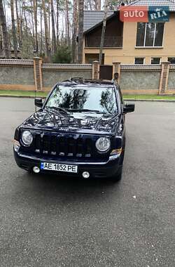 Позашляховик / Кросовер Jeep Patriot 2013 в Чернігові