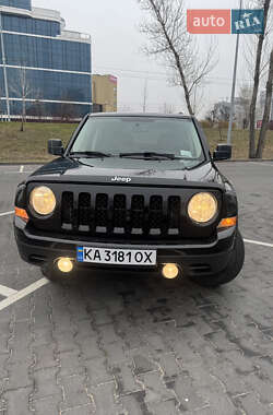 Внедорожник / Кроссовер Jeep Patriot 2016 в 