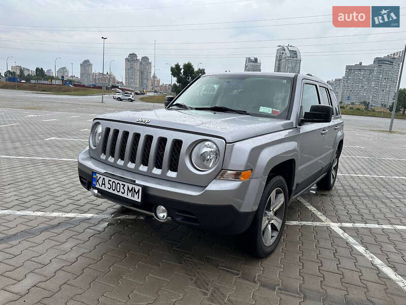 Позашляховик / Кросовер Jeep Patriot 2016 в Києві