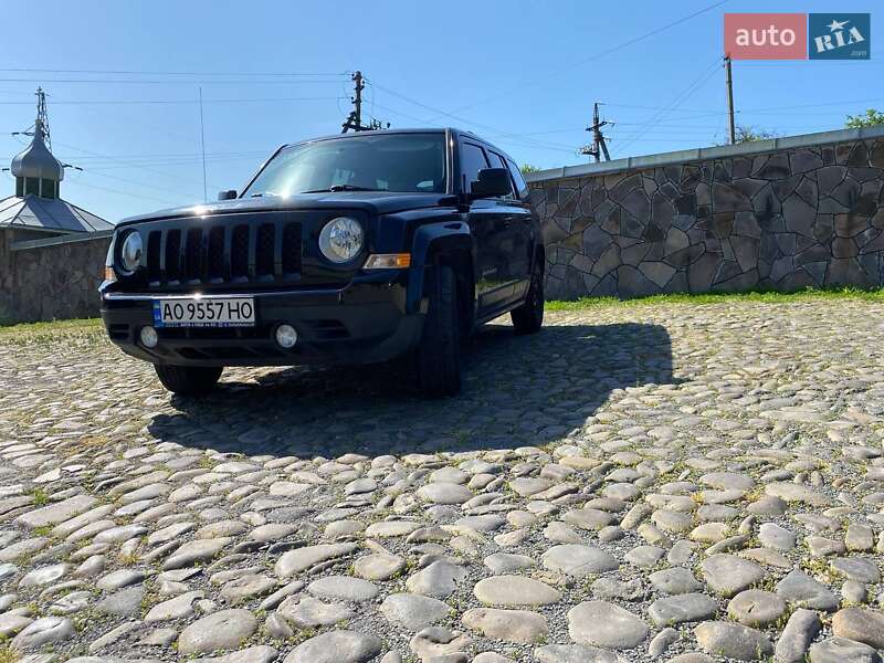 Позашляховик / Кросовер Jeep Patriot 2016 в Мукачевому
