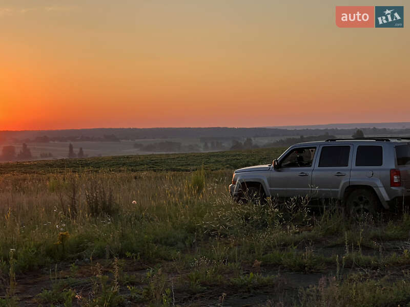 Внедорожник / Кроссовер Jeep Patriot 2016 в 