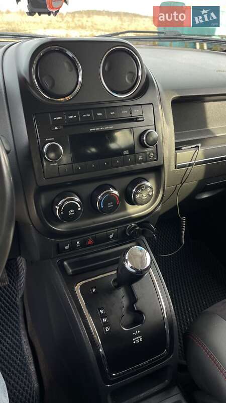 Внедорожник / Кроссовер Jeep Patriot 2014 в Лопатине