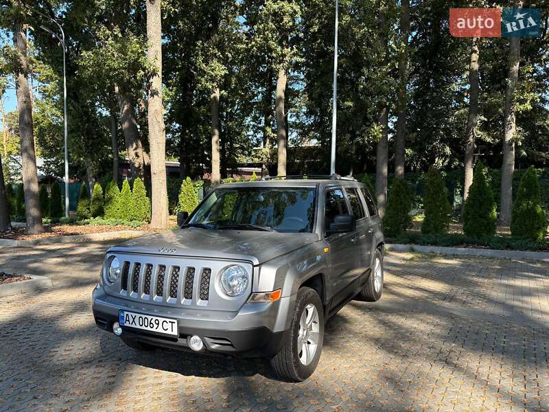 Позашляховик / Кросовер Jeep Patriot 2015 в Харкові