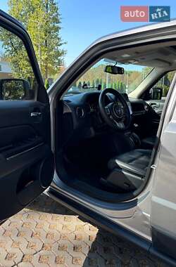 Внедорожник / Кроссовер Jeep Patriot 2015 в 