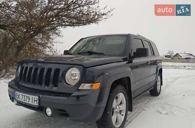 Позашляховик / Кросовер Jeep Patriot 2015 в Дубні