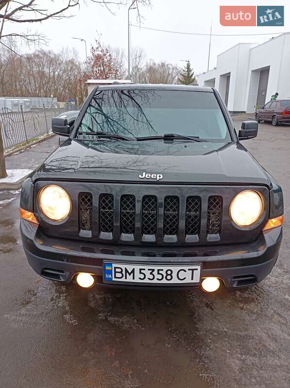 Внедорожник / Кроссовер Jeep Patriot 2011 в Сумах