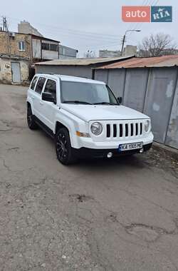 Позашляховик / Кросовер Jeep Patriot 2015 в Києві