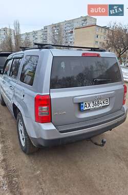 Внедорожник / Кроссовер Jeep Patriot 2016 в 