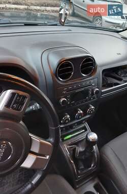 Внедорожник / Кроссовер Jeep Patriot 2013 в 