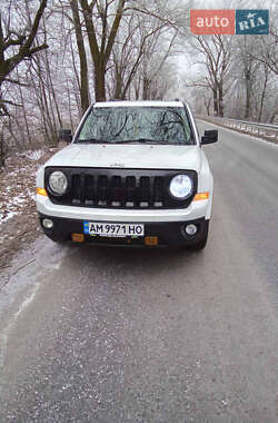 Внедорожник / Кроссовер Jeep Patriot 2014 в Житомире