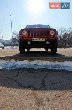 Позашляховик / Кросовер Jeep Patriot 2014 в Києві