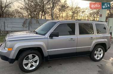 Внедорожник / Кроссовер Jeep Patriot 2015 в Киеве