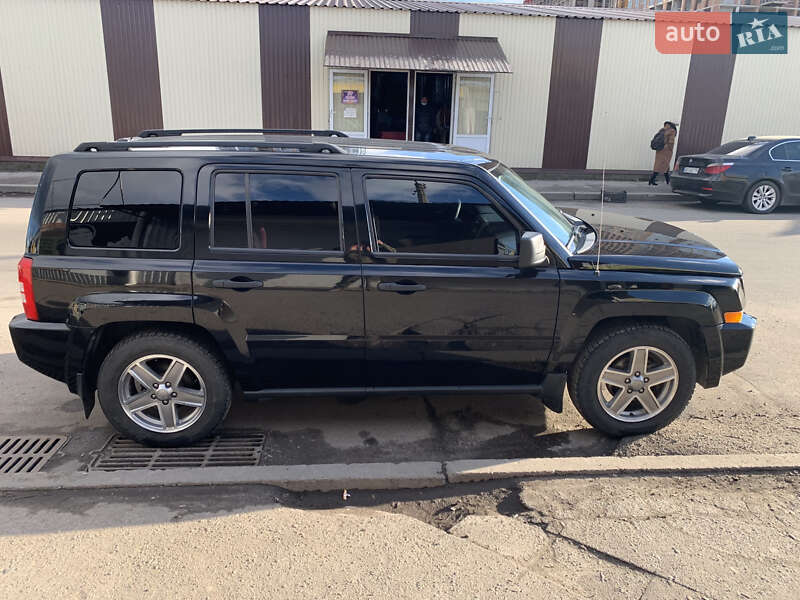 Позашляховик / Кросовер Jeep Patriot 2007 в Києві