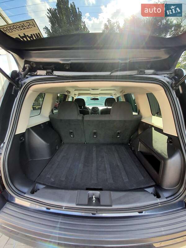 Позашляховик / Кросовер Jeep Patriot 2014 в Запоріжжі