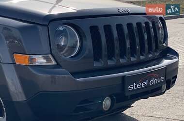 Внедорожник / Кроссовер Jeep Patriot 2015 в Николаеве