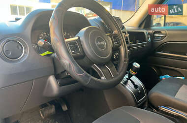 Внедорожник / Кроссовер Jeep Patriot 2011 в 