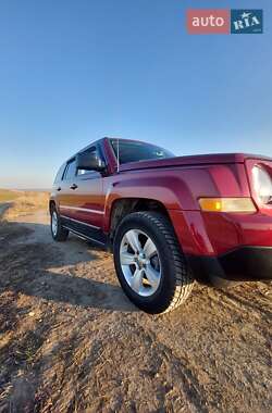 Позашляховик / Кросовер Jeep Patriot 2015 в 