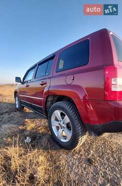 Позашляховик / Кросовер Jeep Patriot 2015 в 
