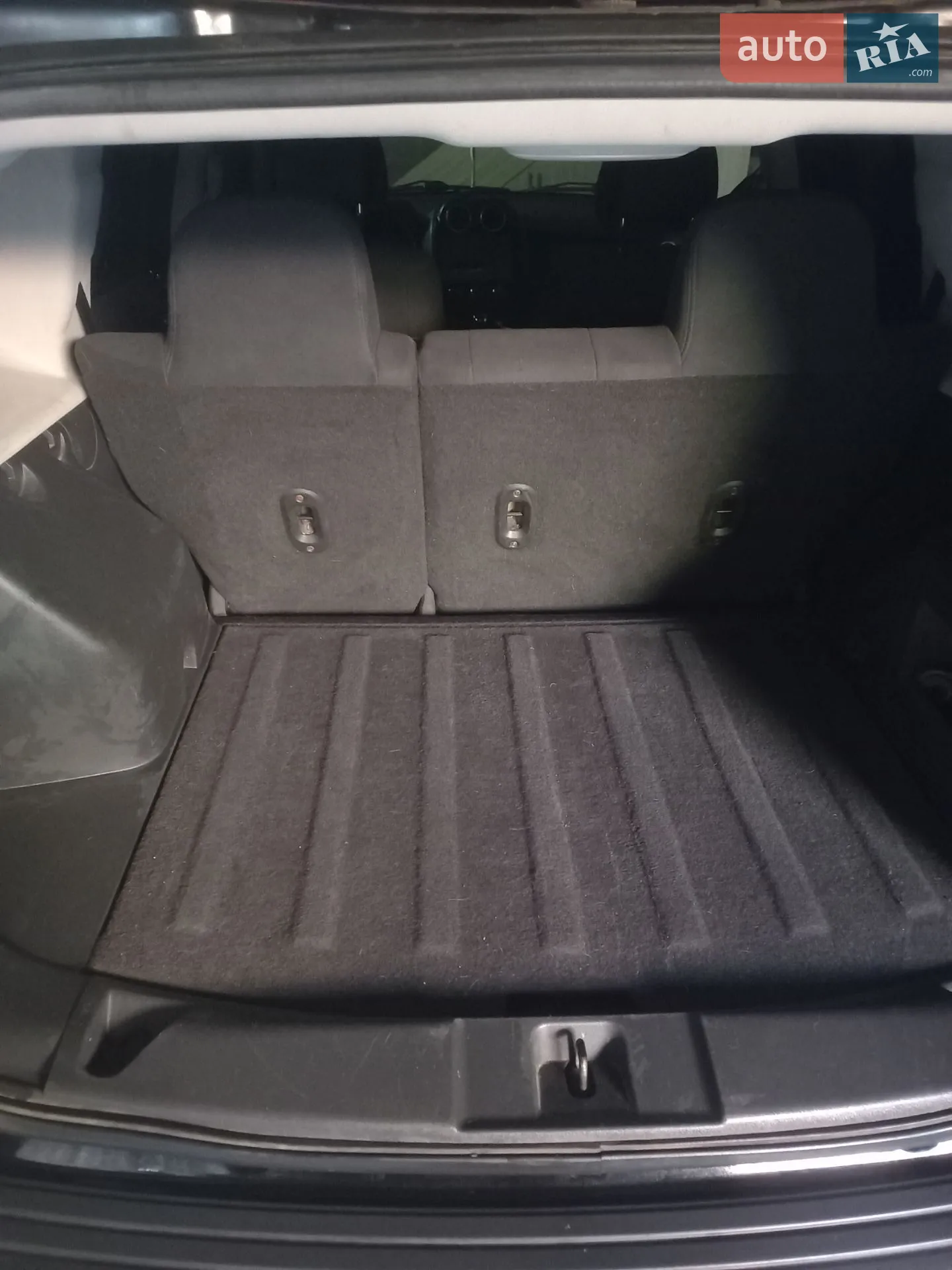 2011 Jeep Liberty (Patriot) - мініатюра 12