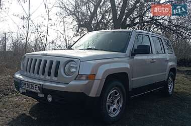 Внедорожник / Кроссовер Jeep Patriot 2012 в Ромнах