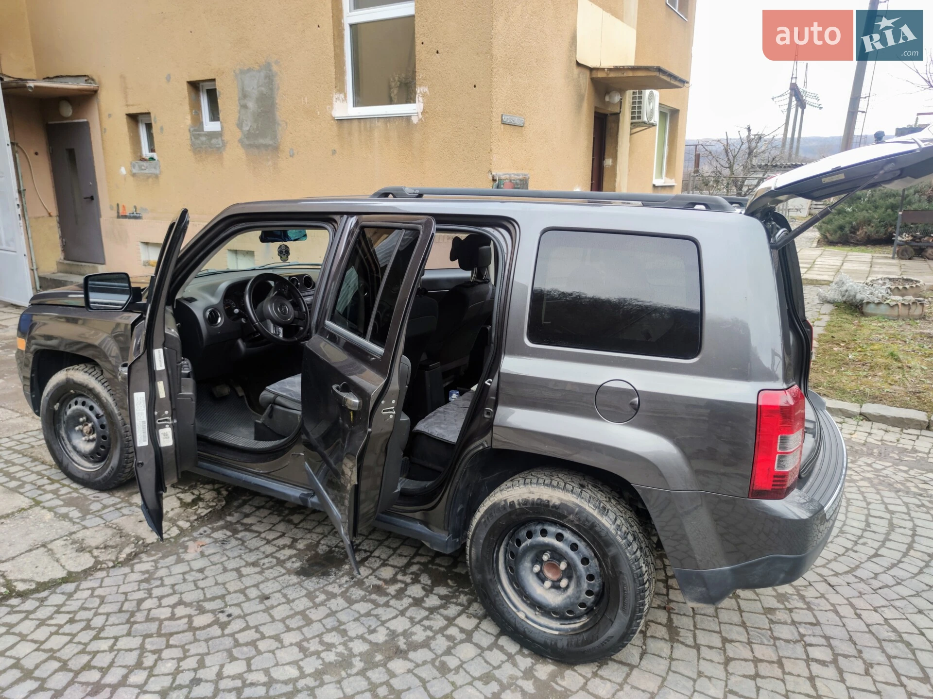 2014 Jeep Liberty (Patriot) - мініатюра 2