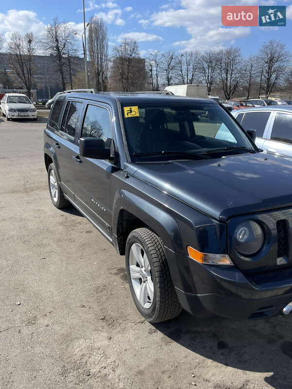 Внедорожник / Кроссовер Jeep Patriot 2013 в Харькове