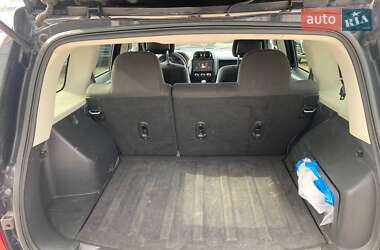 Внедорожник / Кроссовер Jeep Patriot 2012 в 