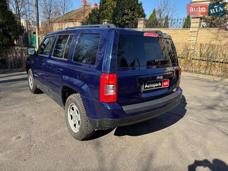 Позашляховик / Кросовер Jeep Patriot 2013 в Києві