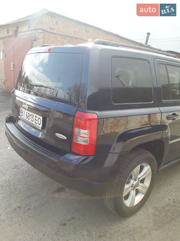 Позашляховик / Кросовер Jeep Patriot 2012 в Полтаві