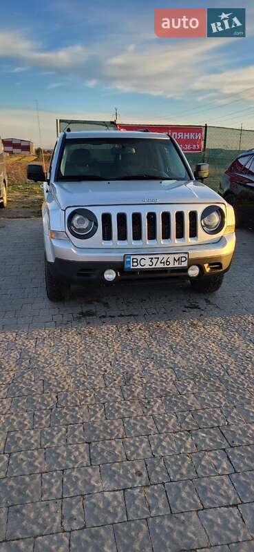 Внедорожник / Кроссовер Jeep Patriot 2013 в Львове