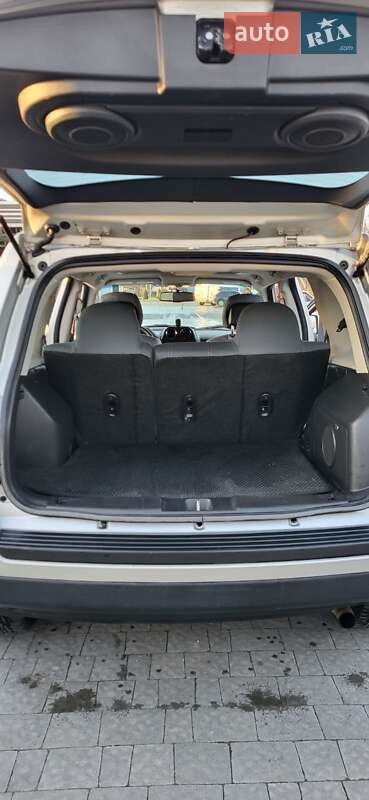 Внедорожник / Кроссовер Jeep Patriot 2013 в Львове