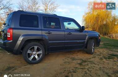 Внедорожник / Кроссовер Jeep Patriot 2015 в 