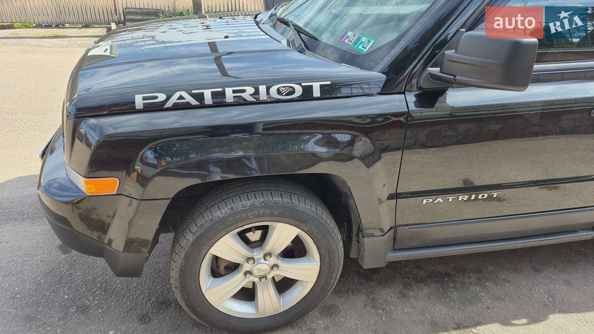 2015 Jeep Liberty (Patriot) - мініатюра 6
