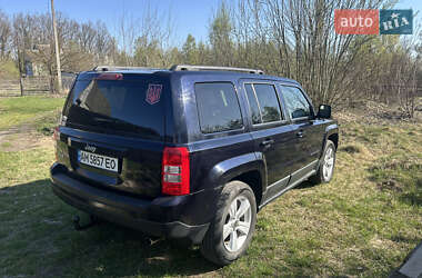 Позашляховик / Кросовер Jeep Patriot 2011 в 