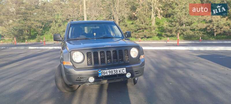 Позашляховик / Кросовер Jeep Patriot 2011 в Одесі