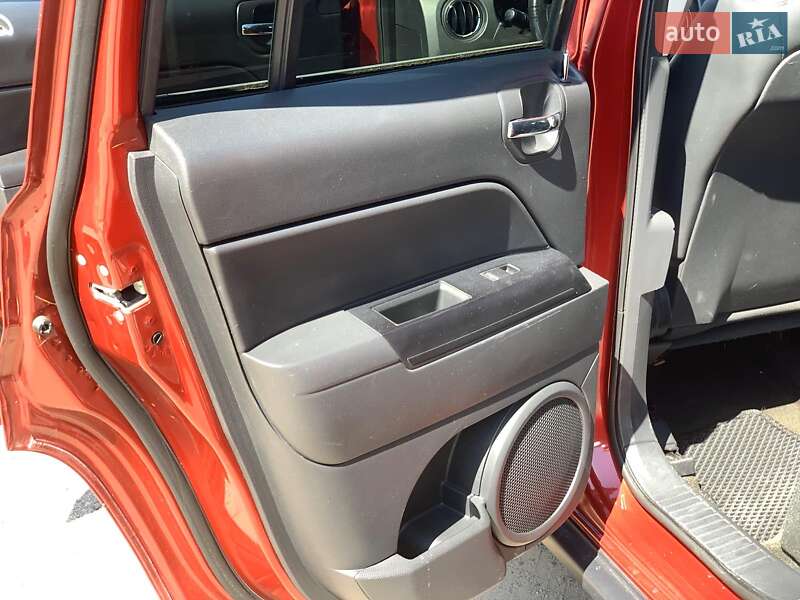 Внедорожник / Кроссовер Jeep Patriot 2016 в Виннице