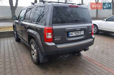 Позашляховик / Кросовер Jeep Patriot 2016 в 