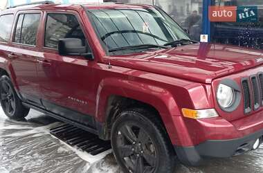 Внедорожник / Кроссовер Jeep Patriot 2016 в 