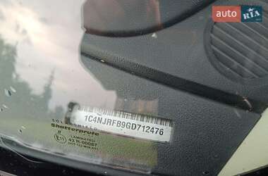 Позашляховик / Кросовер Jeep Patriot 2016 в 