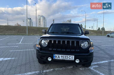 Внедорожник / Кроссовер Jeep Patriot 2015 в 