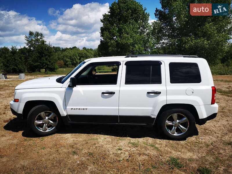 Позашляховик / Кросовер Jeep Patriot 2015 в Києві
