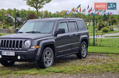 Позашляховик / Кросовер Jeep Patriot 2015 в Рожнятові