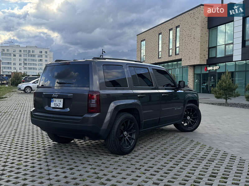 Позашляховик / Кросовер Jeep Patriot 2014 в Хмельницькому