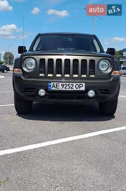 Позашляховик / Кросовер Jeep Patriot 2015 в Дніпрі