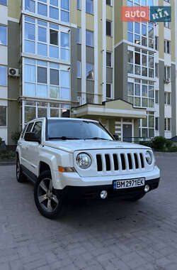 Позашляховик / Кросовер Jeep Patriot 2016 в Ромнах